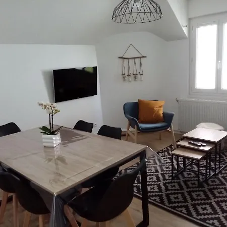 87 Avenue De La Grande Conche Apartamento